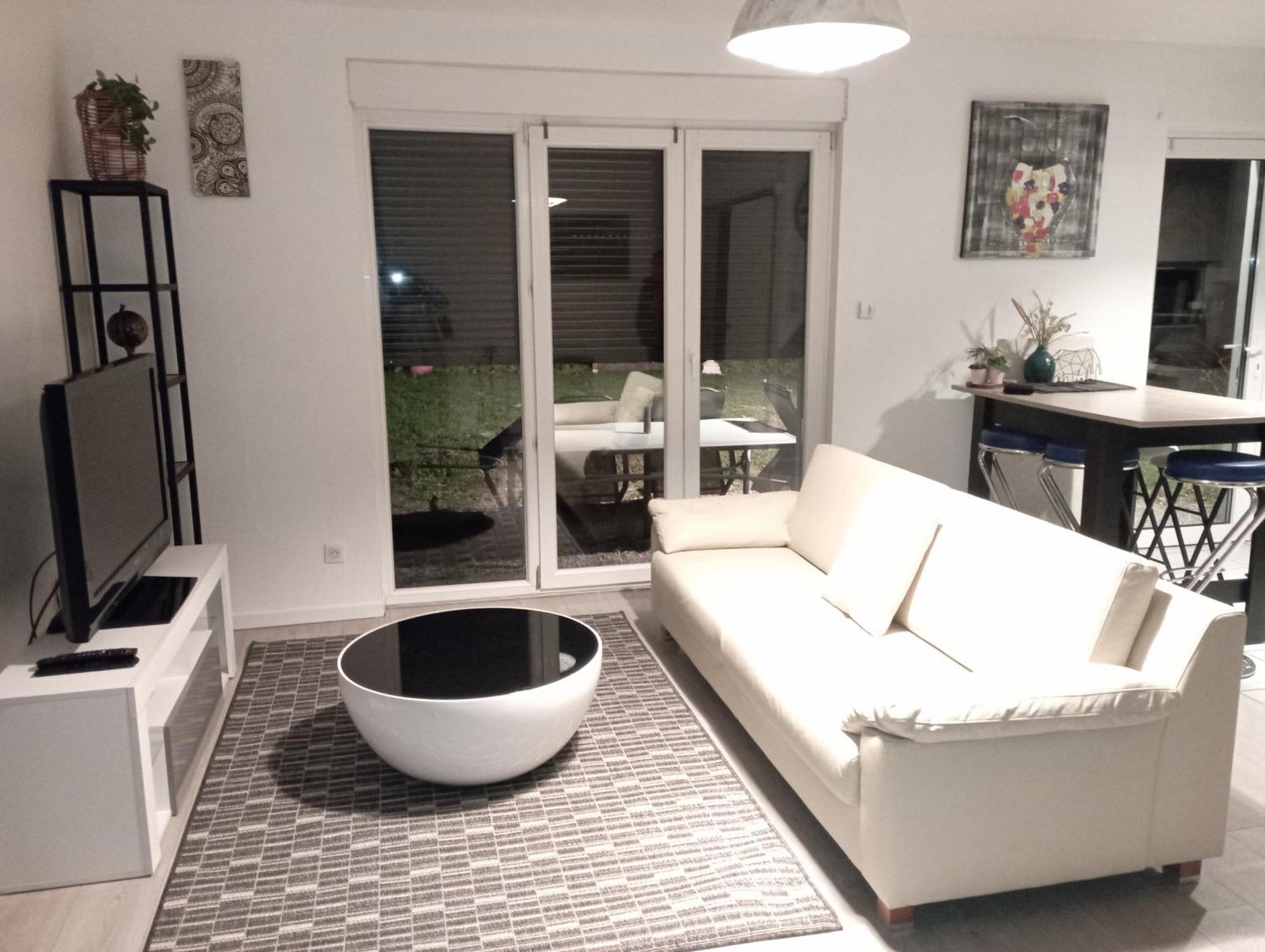Maison Avec Terrasse Fesches-le-Chatel Eksteriør bilde